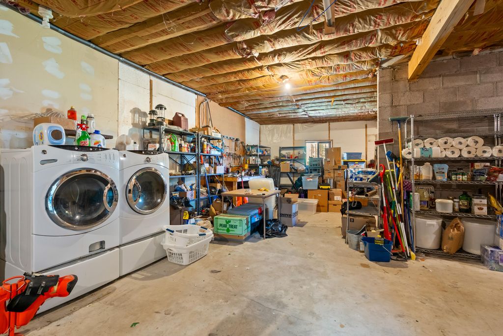 Image 43 of property listing at 241 Trilobite Trail, Jemez Springs, NM 87025