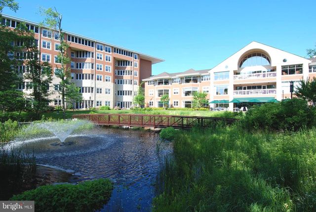 7101 BAY FRONT DR #301, Annapolis, MD 21403