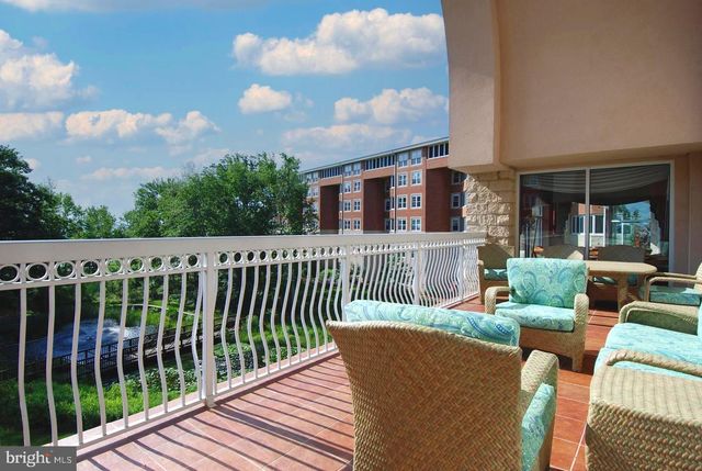 7101 BAY FRONT DR #301, Annapolis, MD 21403