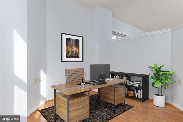 7101 BAY FRONT DR #301, Annapolis, MD 21403