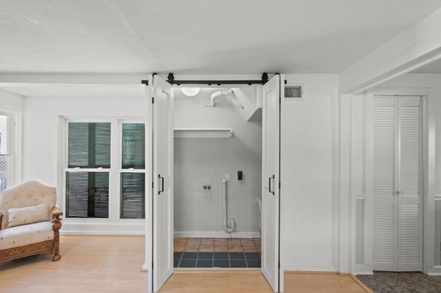 611 Church Street, Galveston, TX 77550