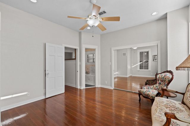 611 Church Street, Galveston, TX 77550