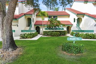 15 Lexington Lane E B, Palm Beach Gardens, FL 33418