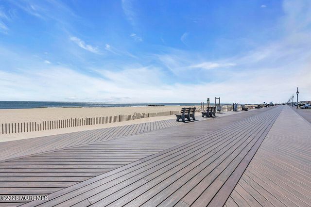 120 10th Avenue 11, Belmar, NJ 07719