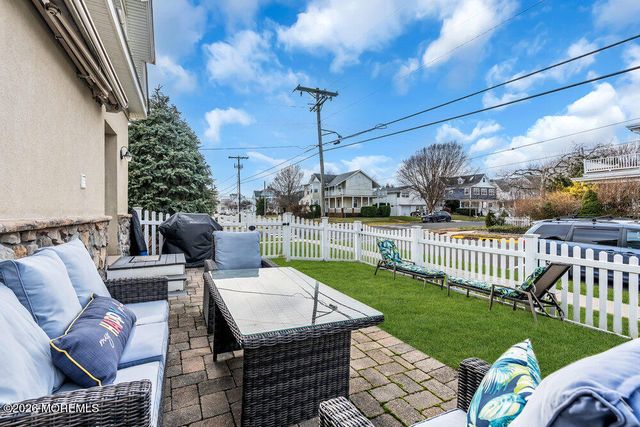 120 10th Avenue 11, Belmar, NJ 07719