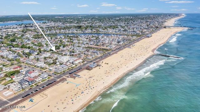 120 10th Avenue 11, Belmar, NJ 07719