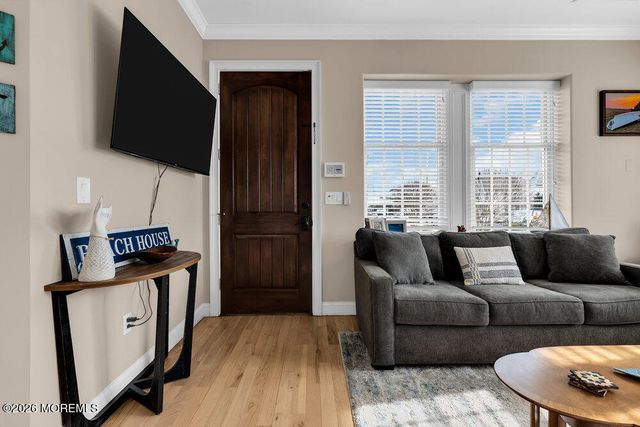 120 10th Avenue 11, Belmar, NJ 07719