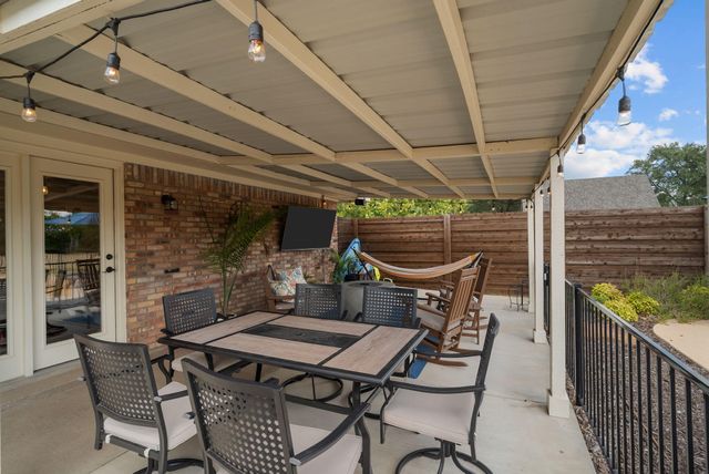 1910 Circleview Drive, Weatherford, TX 76087