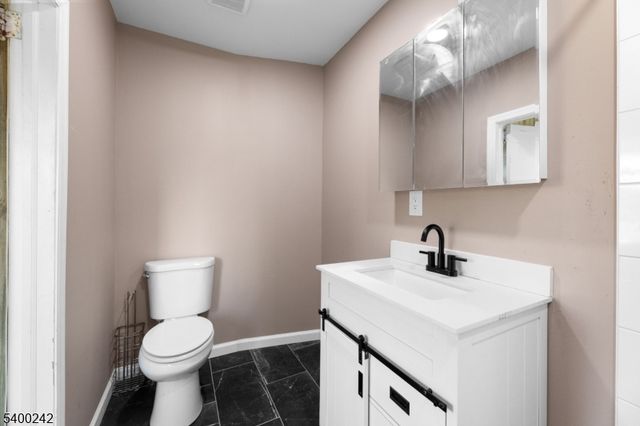 110 Mine St, Raritan Twp., NJ 08822