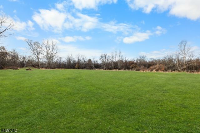 110 Mine St, Raritan Twp., NJ 08822