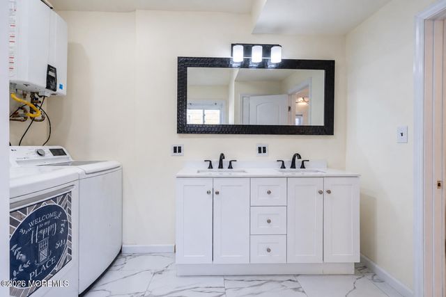 2320 5th Avenue, Toms River, NJ 08753