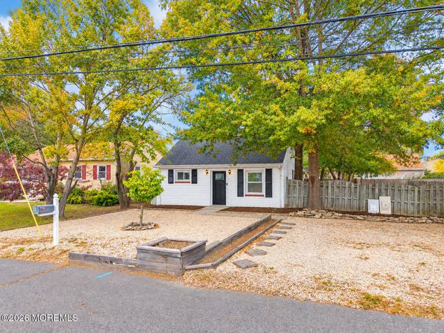 2320 5th Avenue, Toms River, NJ 08753