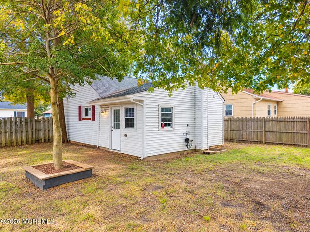 2320 5th Avenue, Toms River, NJ 08753