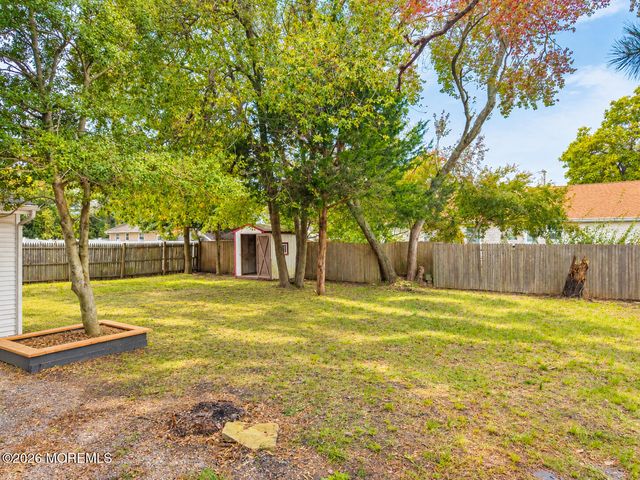 2320 5th Avenue, Toms River, NJ 08753