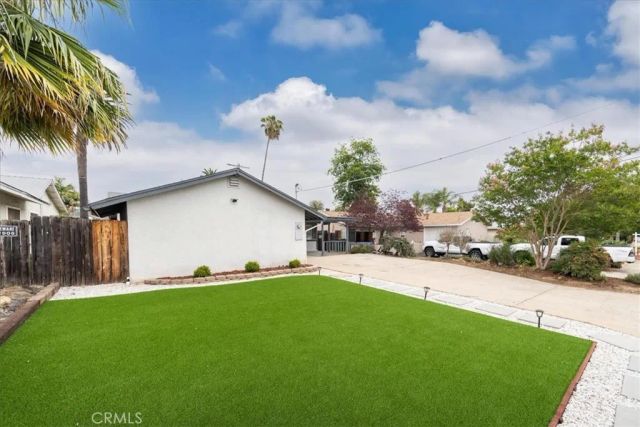 1354 S Maple, Escondido, CA 92025