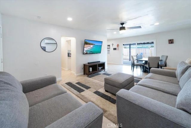 1354 S Maple, Escondido, CA 92025