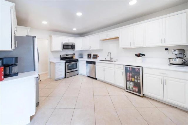 1354 S Maple, Escondido, CA 92025