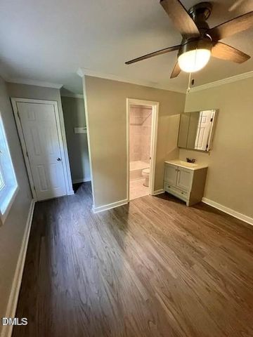 909 E Davie Street 9, Raleigh, NC 27601