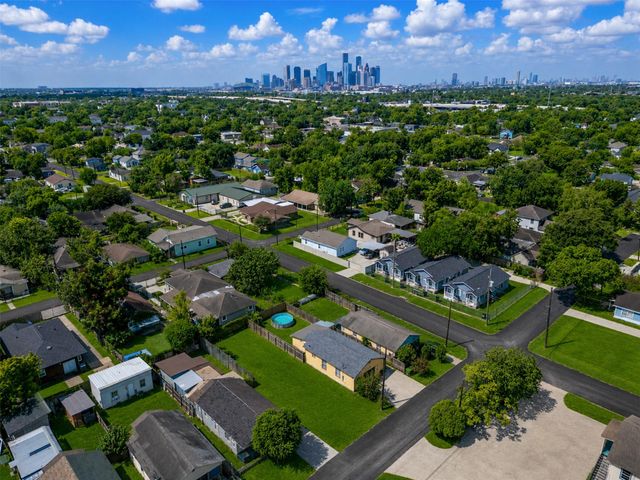 3806 Lila Street, Houston, TX 77026