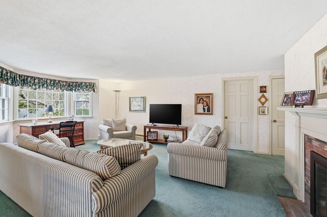 13 Robert Lane, West Harwich, MA 02671