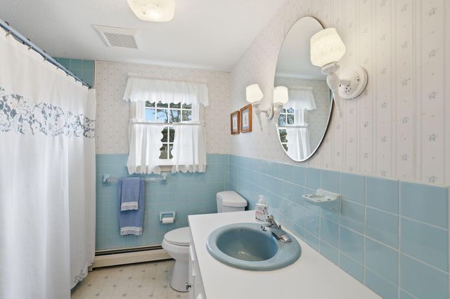 13 Robert Lane, West Harwich, MA 02671