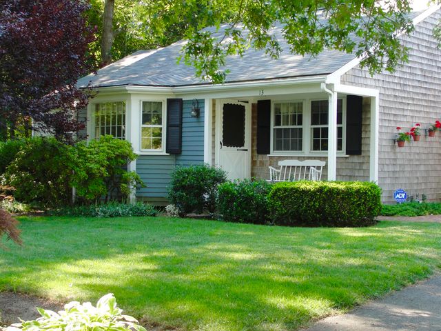 13 Robert Lane, West Harwich, MA 02671