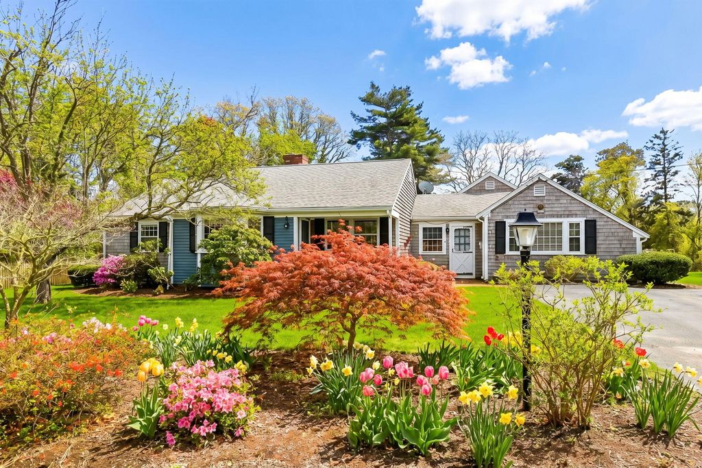 13 Robert Lane, West Harwich, MA 02671