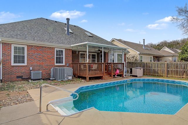 4717 Crystal Brook Dr, Antioch, TN 37013