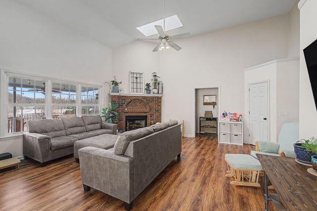 4717 Crystal Brook Dr, Antioch, TN 37013