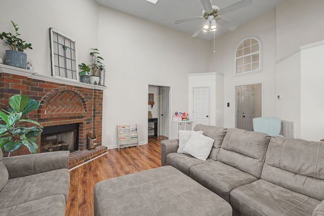 4717 Crystal Brook Dr, Antioch, TN 37013