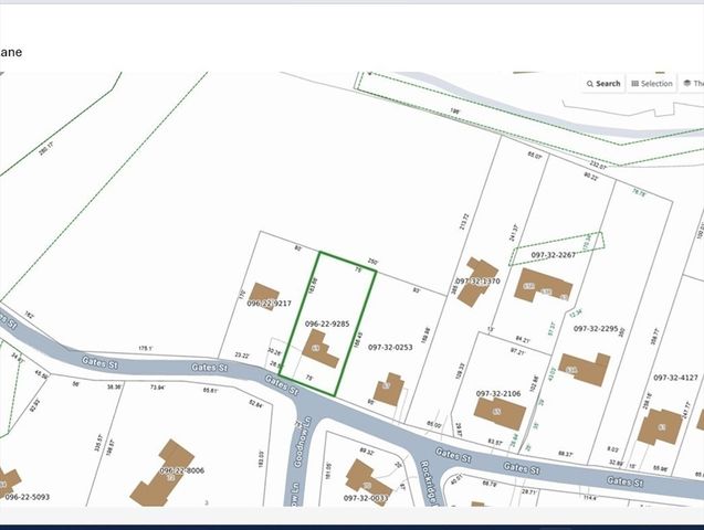 69 Gates St, Framingham, MA 01701