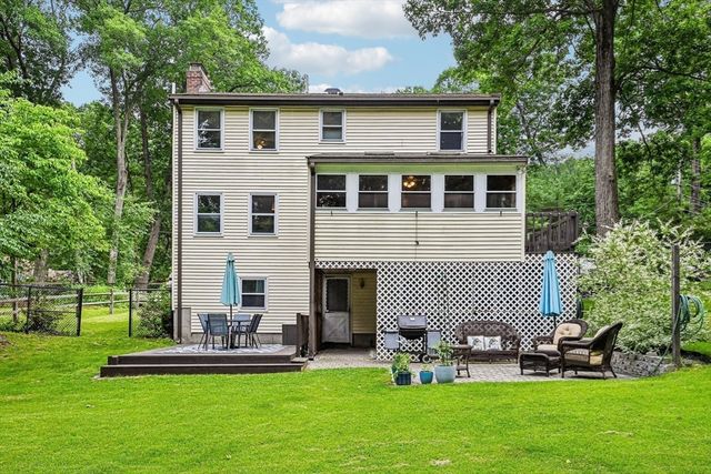 69 Gates St, Framingham, MA 01701