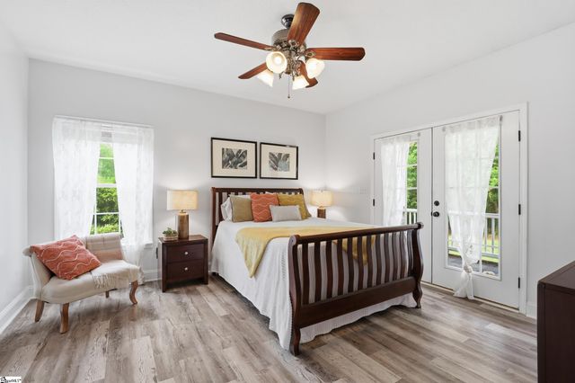 274 Circle Drive, Pendleton, SC 29670