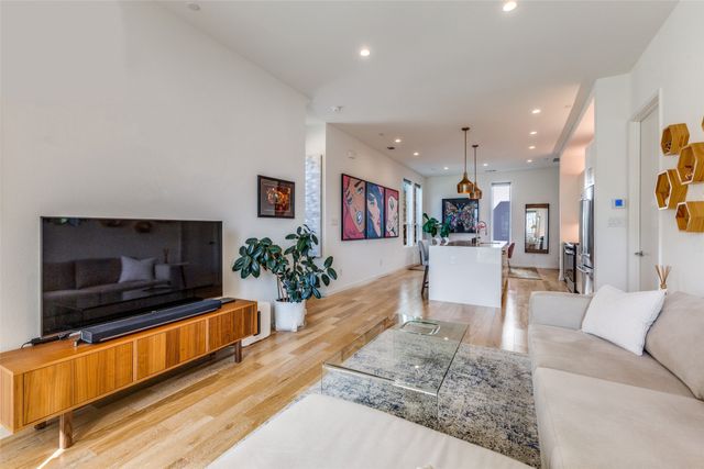 3812 San Jacinto Street 201, Dallas, TX 75204