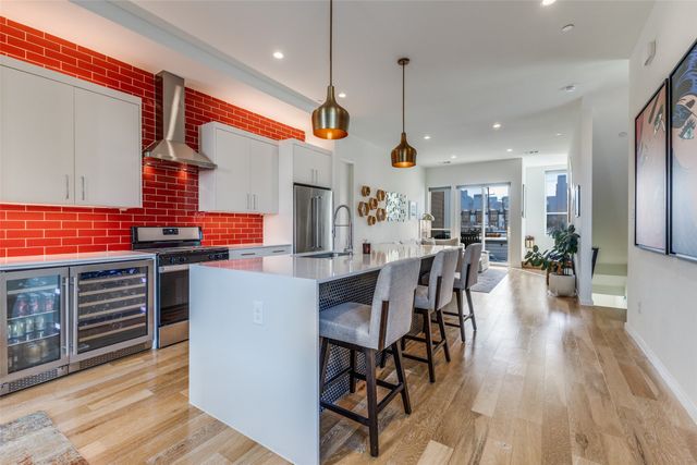 3812 San Jacinto Street 201, Dallas, TX 75204