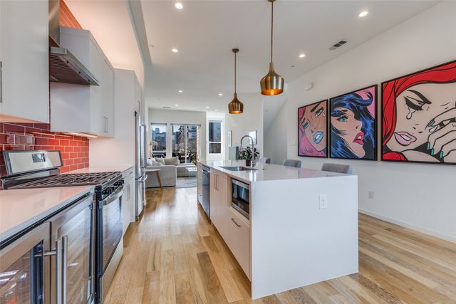 3812 San Jacinto Street 201, Dallas, TX 75204