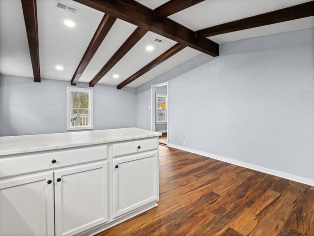 303 Sarratt Ave, Gaffney, SC 29341