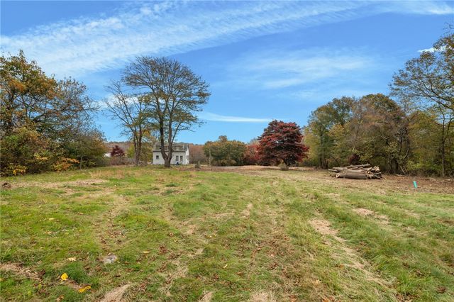 625 North Main Road, Jamestown, RI 02835