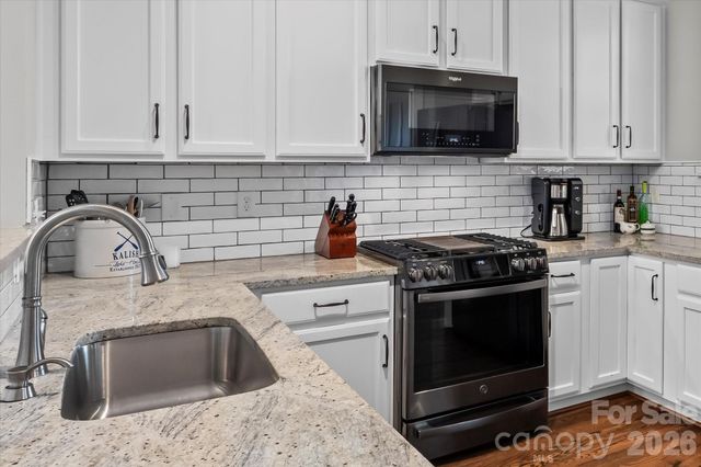 301 Bridges Farm Road, Mooresville, NC 28115