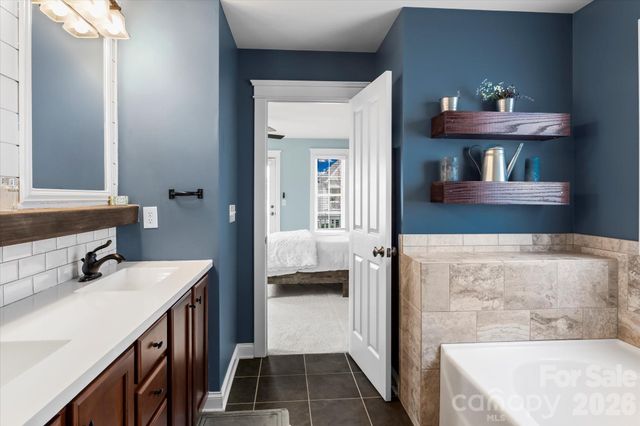 301 Bridges Farm Road, Mooresville, NC 28115