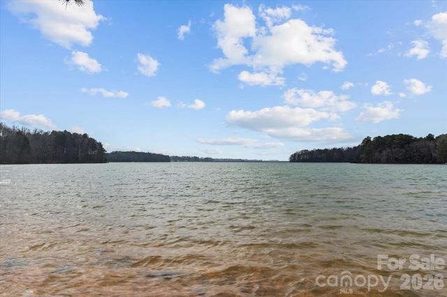 301 Bridges Farm Road, Mooresville, NC 28115