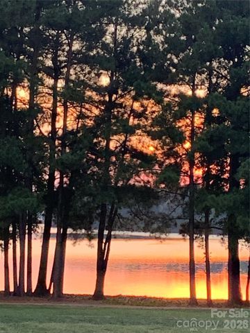 301 Bridges Farm Road, Mooresville, NC 28115