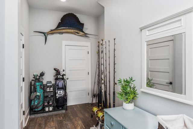 5648 Captain Kidd Road, Hollywood, SC 29449