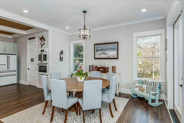 5648 Captain Kidd Road, Hollywood, SC 29449