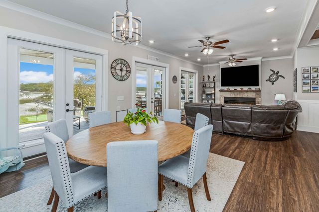 5648 Captain Kidd Road, Hollywood, SC 29449