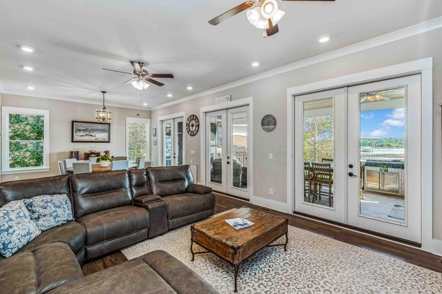 5648 Captain Kidd Road, Hollywood, SC 29449