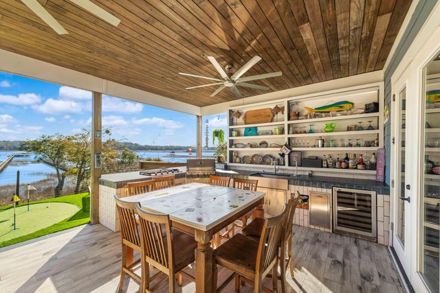 5648 Captain Kidd Road, Hollywood, SC 29449