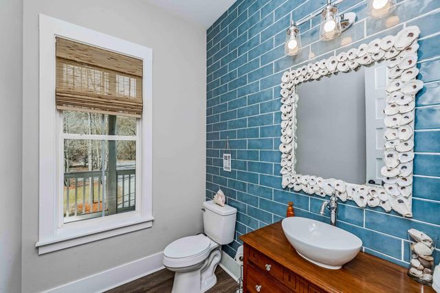 5648 Captain Kidd Road, Hollywood, SC 29449