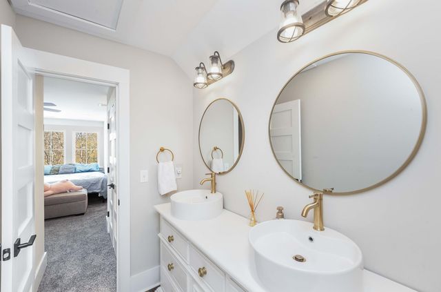 5648 Captain Kidd Road, Hollywood, SC 29449