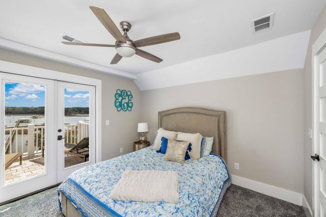 5648 Captain Kidd Road, Hollywood, SC 29449